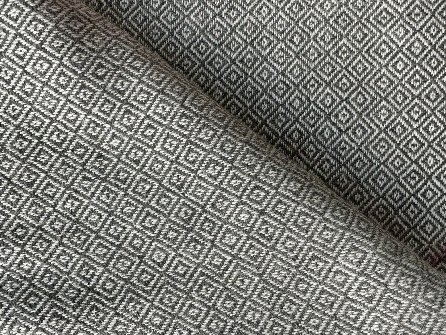 Cashmere Throw - Diamond Grey