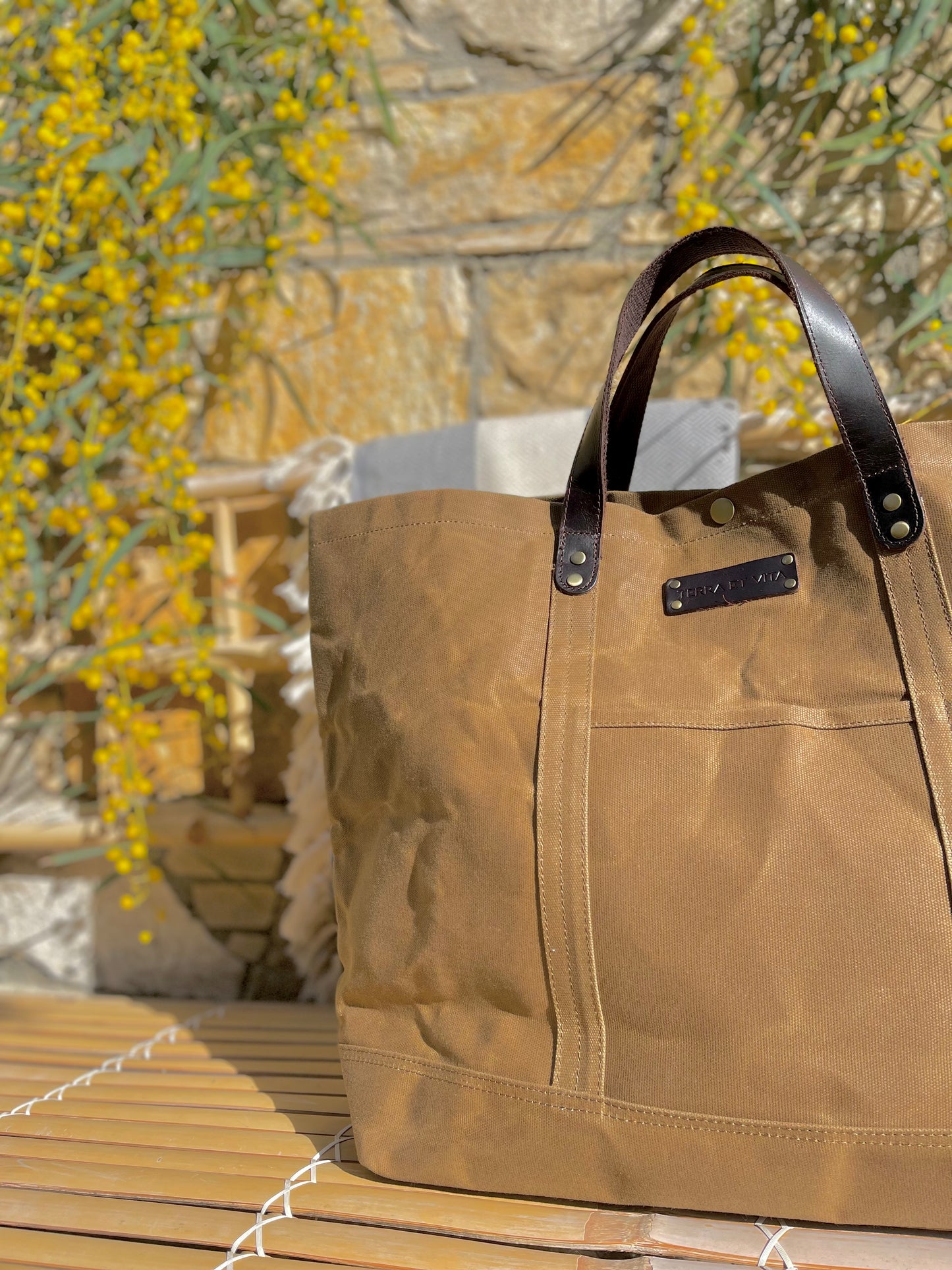Canvas bag with leather handles