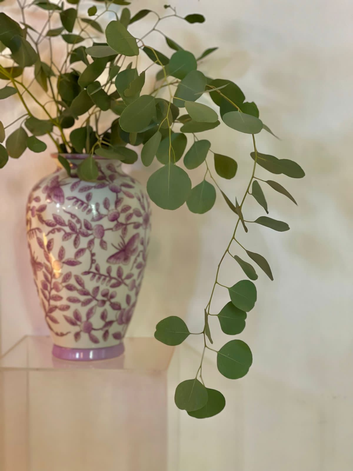 Porcelain blossom Vase