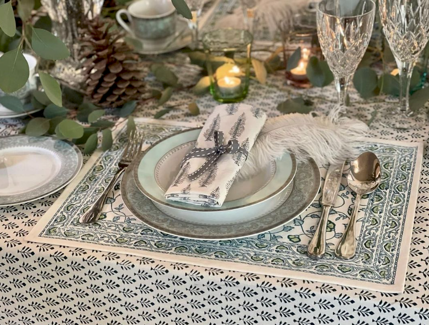 Feather Green Tablecloth