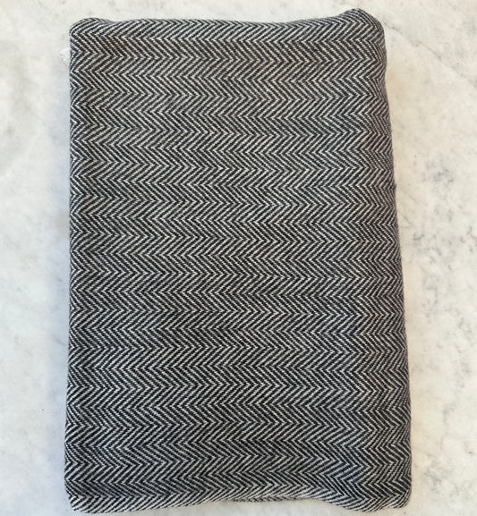 Cashmere Scarf Back Zig