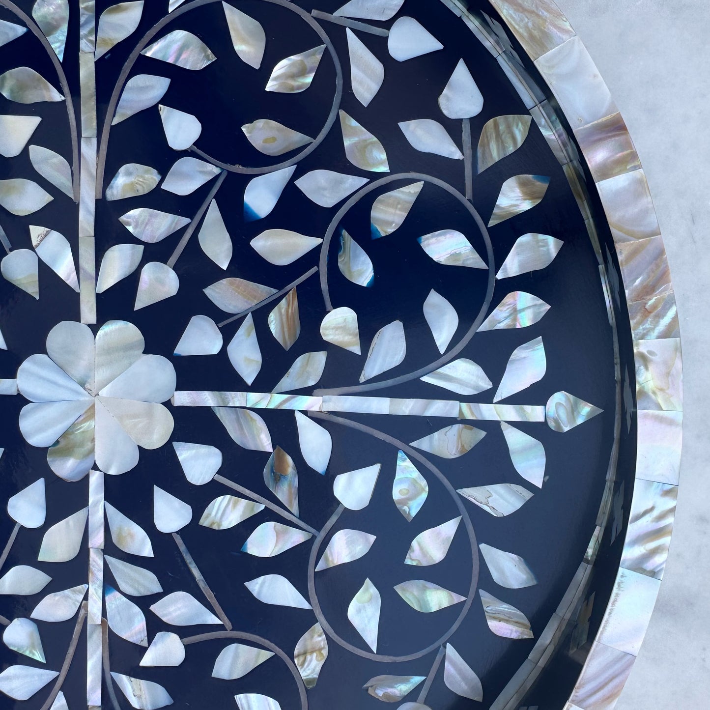 Mother of Pearl Tray Round