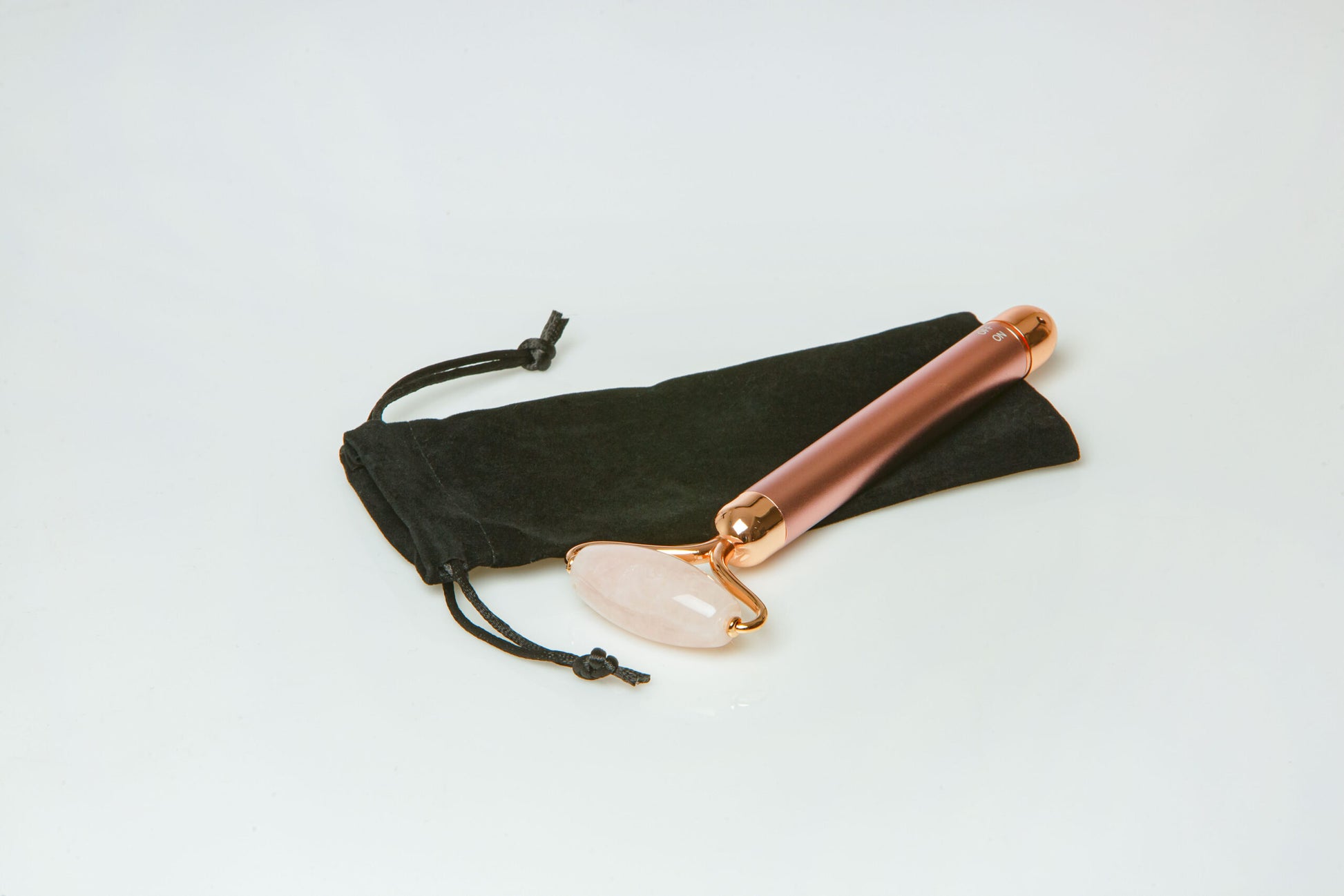 Rose quartz Vibrating facial massager Terra et Vita Rose quartz Vibrating facial massager Terra et Vita